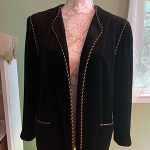 Act 111 black velvet rope designed jacket. 14